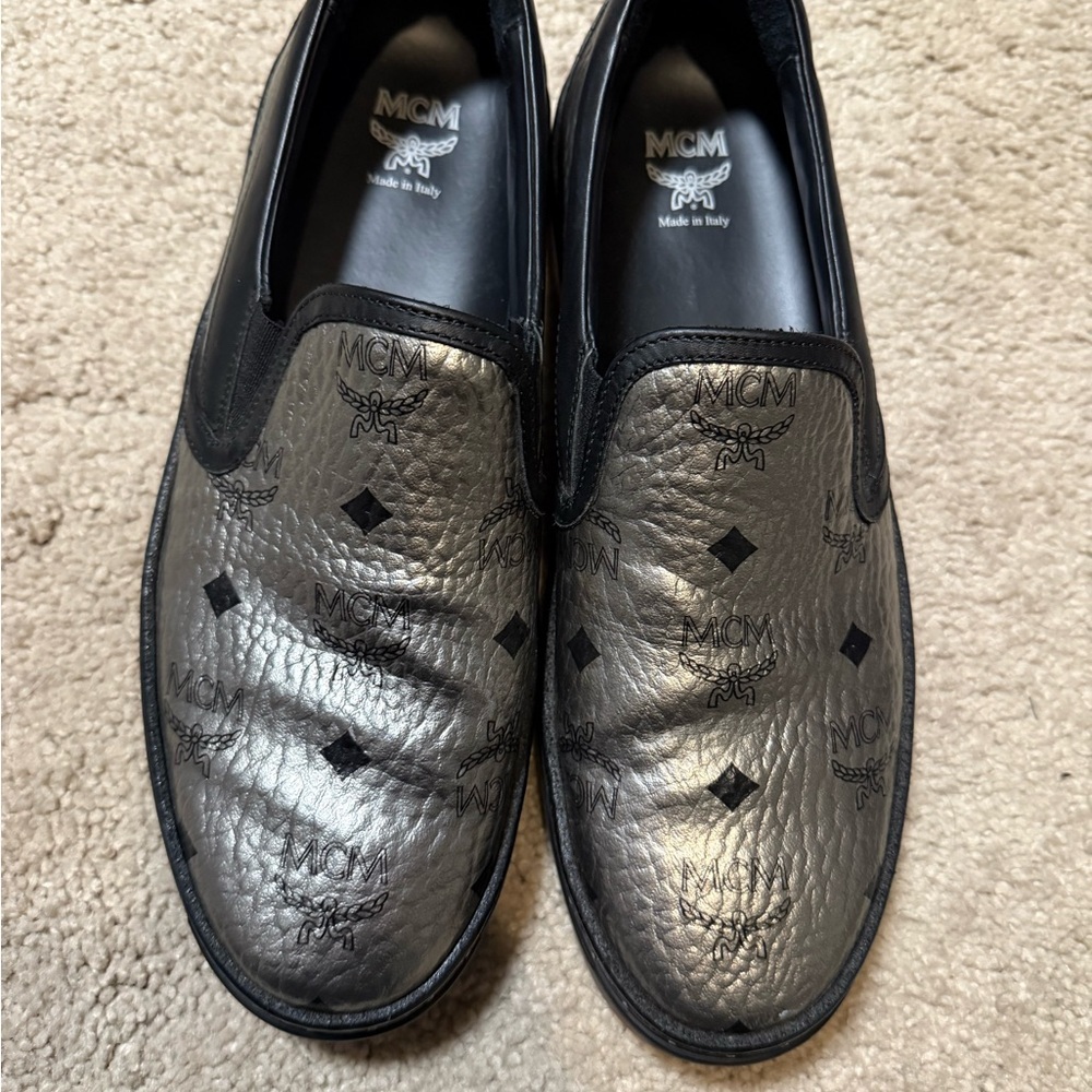 MCM Men's Metallic and Black Loafers